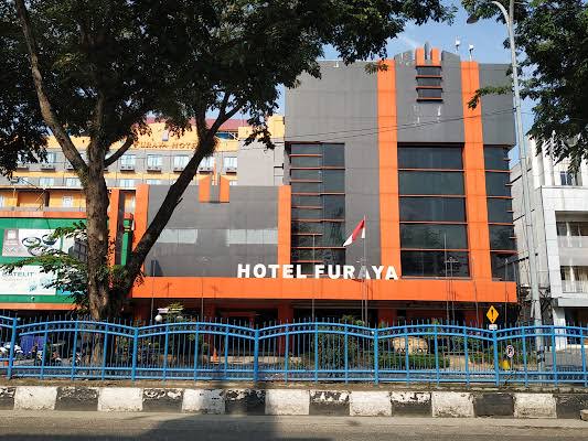 Pria berinisial EW mati di kamar hotel Furaya Pekanbaru (foto/int)